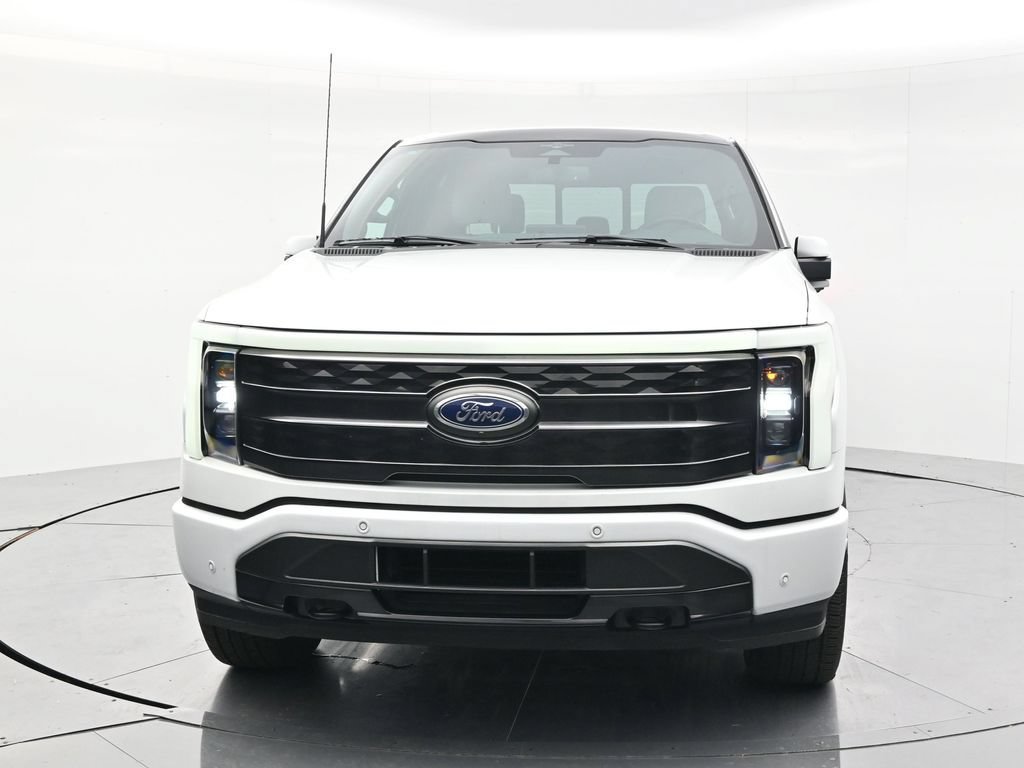 Used 2023 Ford F150 Lightning Platinum AWD/4WD image 2