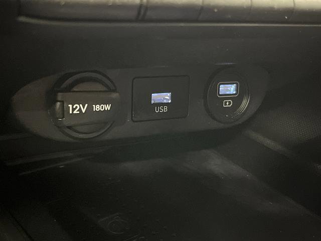 Used 2023 Hyundai Elantra Limited FWD image 23