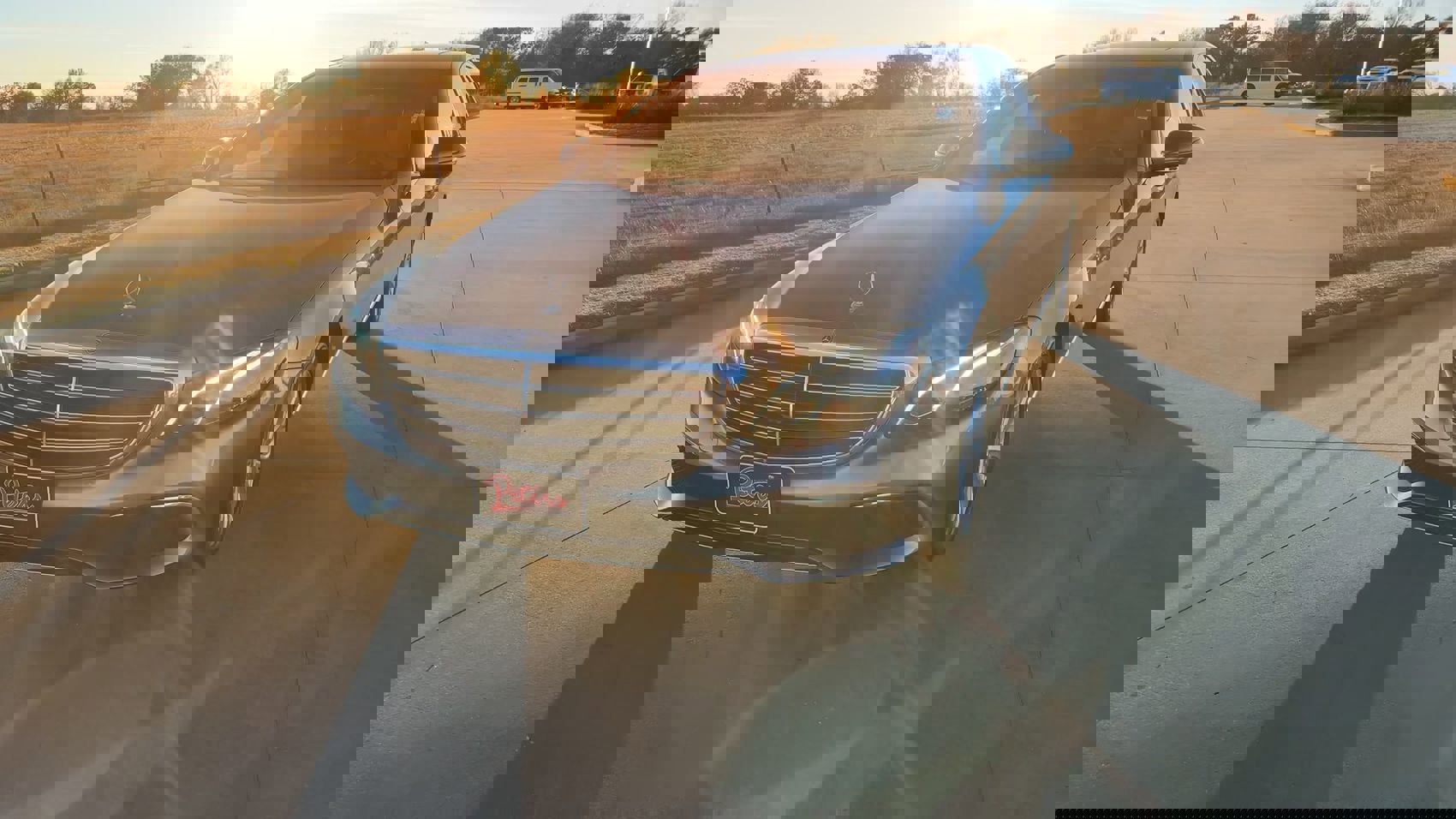 Used 2018 Mercedes-Benz E 300 4MATIC image 4