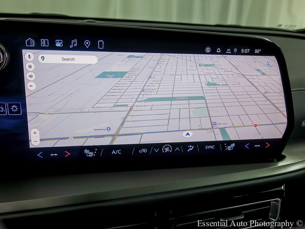 New 2026 Chevrolet Traverse LT w/ LPO, Floor Liner Package image 16