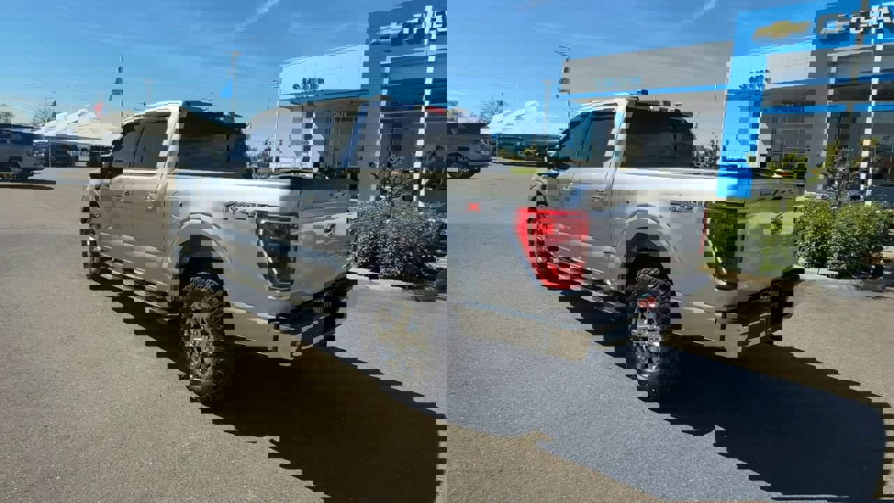 Used 2022 Ford F150 XLT w/ Equipment Group 302A High image 5