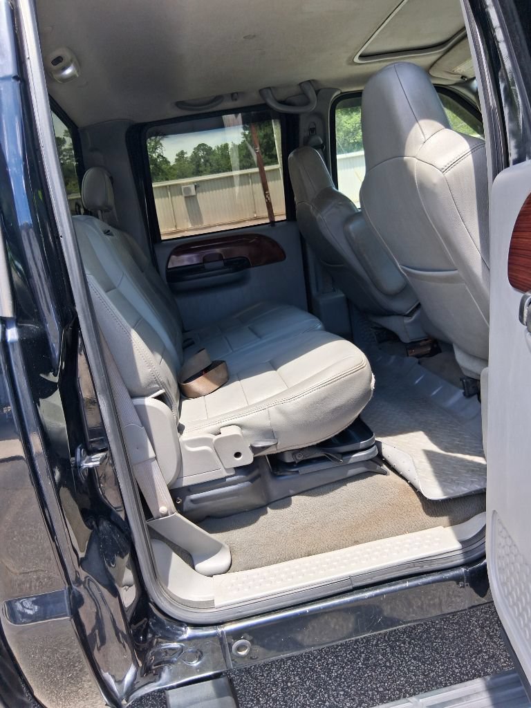 Used 2008 Ford F350 Lariat AWD/4WD image 12