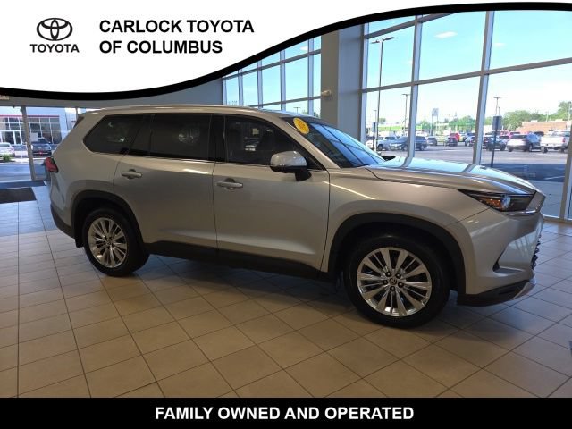 Used 2024 Toyota Grand Highlander AWD image 5