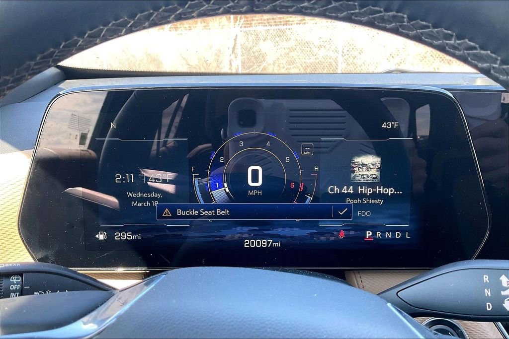 Used 2025 Chevrolet Equinox ACTIV w/ Safety and Technology Package image 16