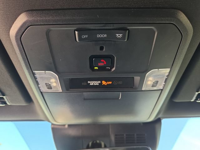 Used 2025 Toyota Tacoma TRD Sport AWD/4WD image 29