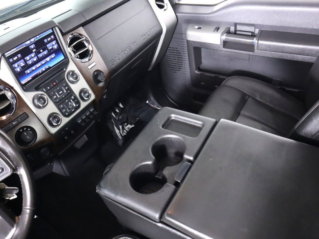 Used 2016 Ford F350 Lariat w/ Lariat Ultimate Package image 34