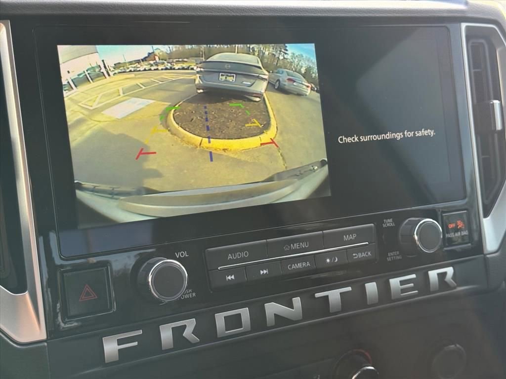 Certified 2025 Nissan Frontier SV image 23
