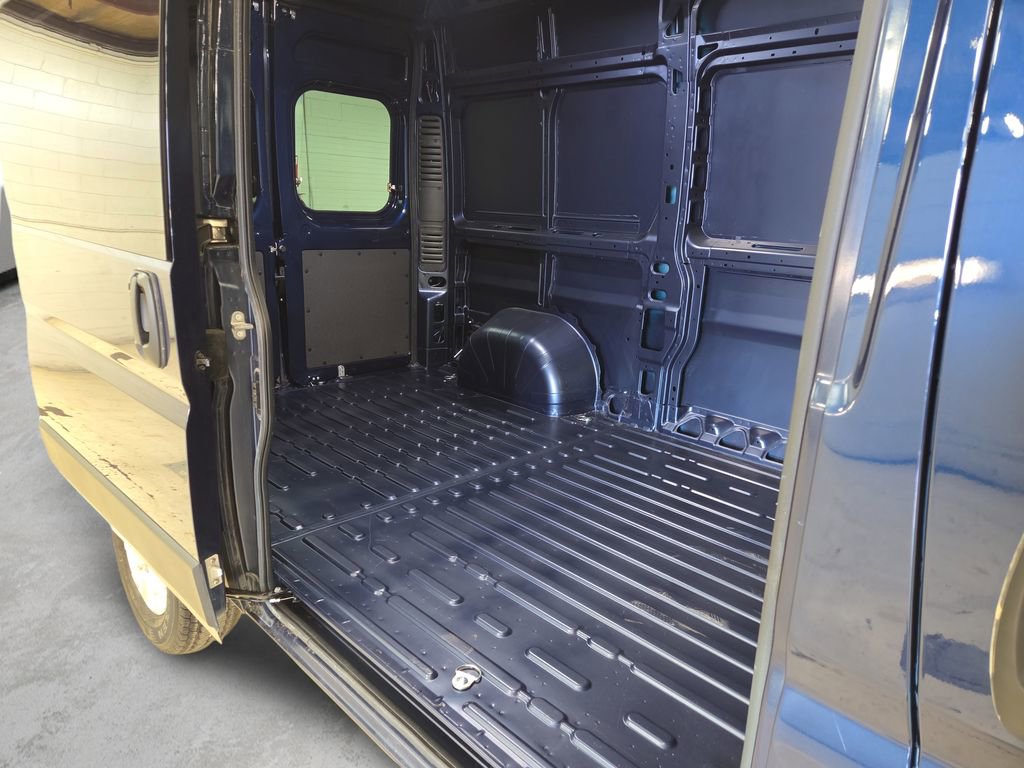 New 2025 RAM ProMaster 1500 w/ Quick Order Package 22G SLT image 23