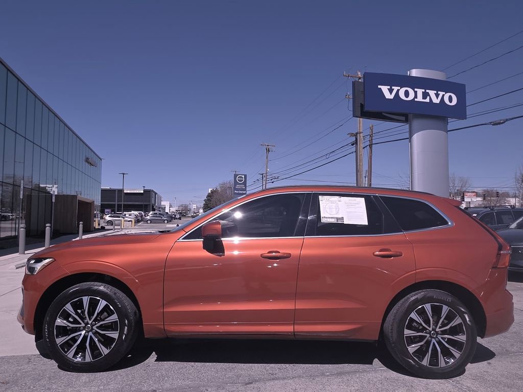 Used 2023 Volvo XC60 B5 Core w/ Climate Package image 8