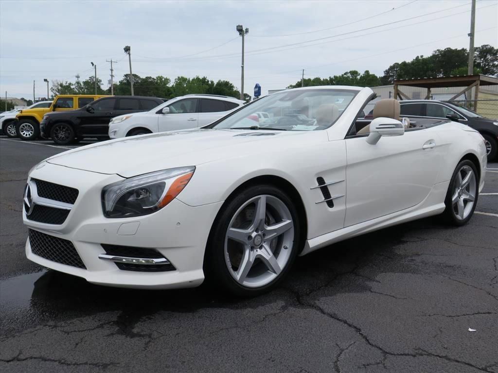 Used 2015 Mercedes-Benz SL 400 image 8