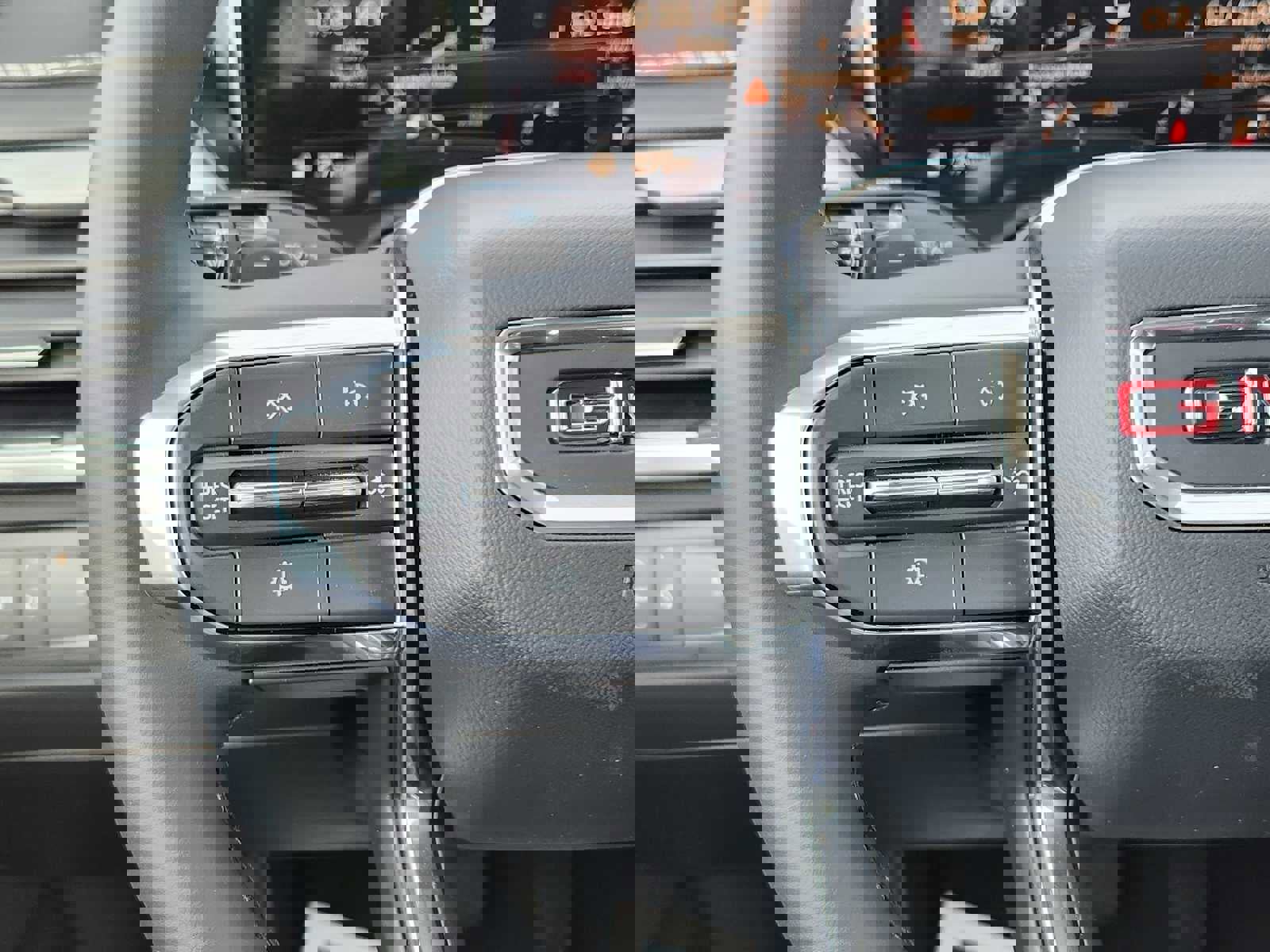 New 2025 GMC Acadia Elevation image 14