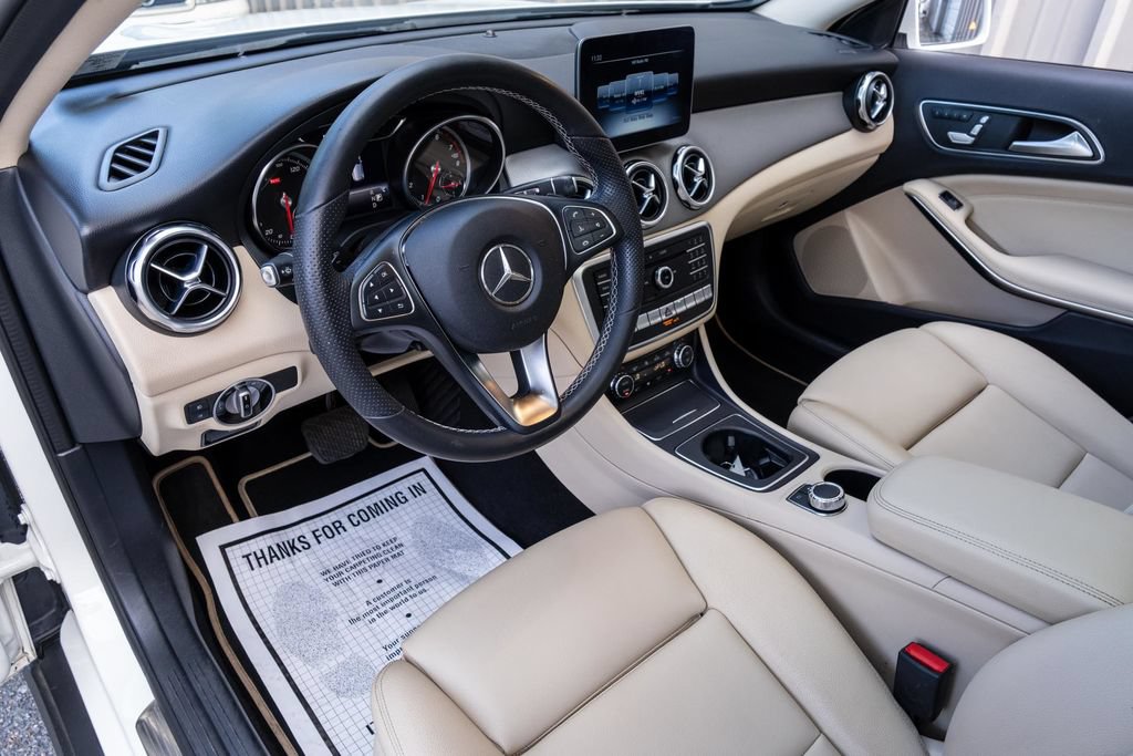 Used 2019 Mercedes-Benz GLA 250 4MATIC image 20