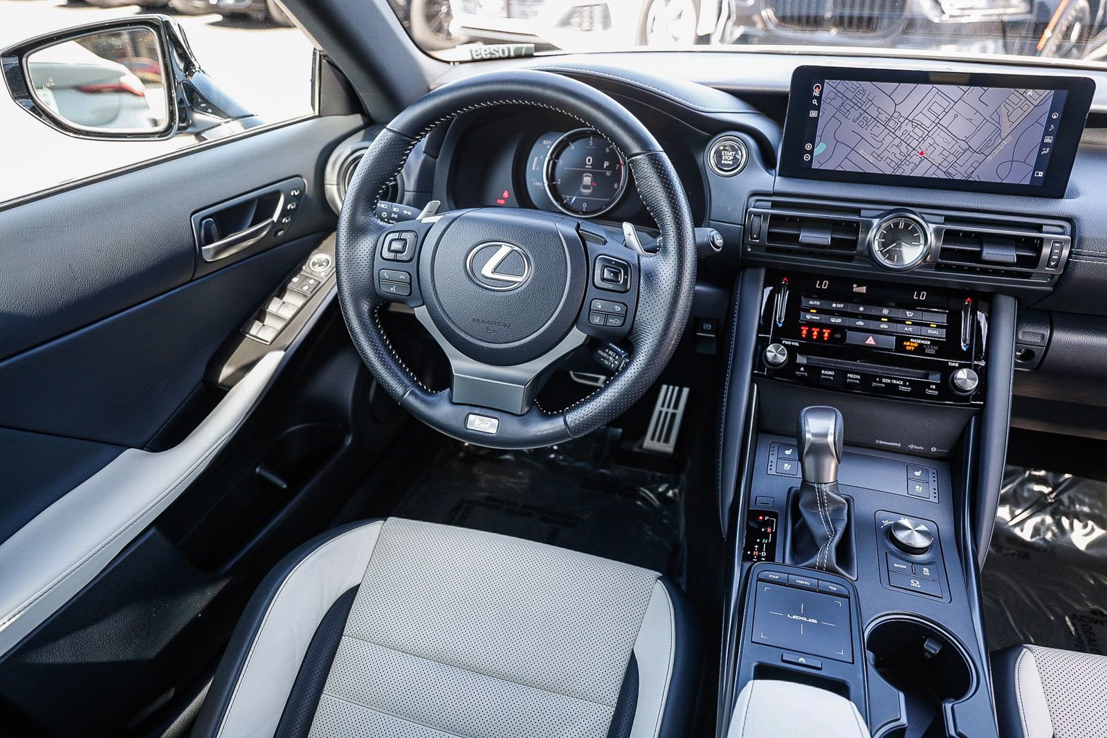 Used 2023 Lexus IS 350 F Sport w/ Navigation Package image 14