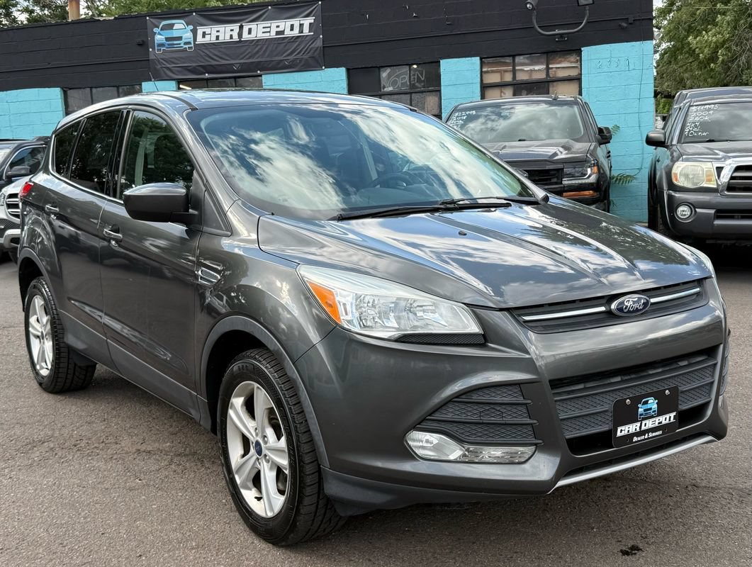 Used 2016 Ford Escape SE AWD/4WD video 1