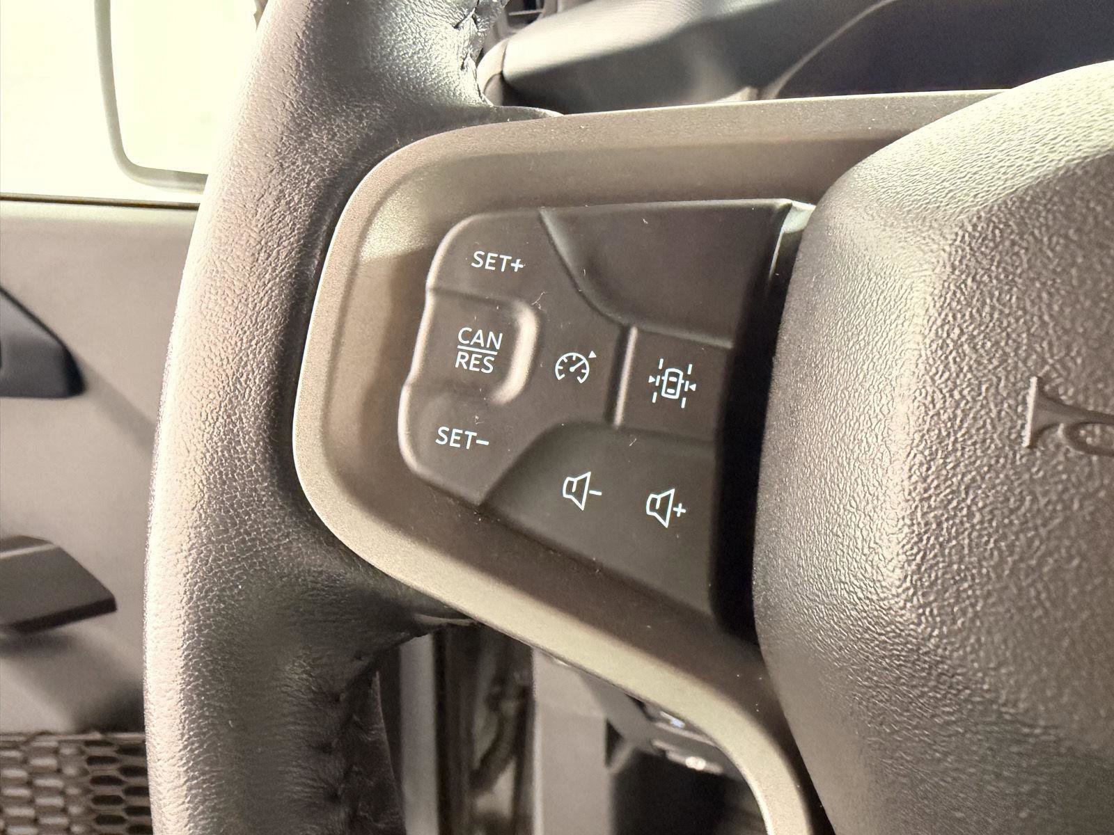 Used 2024 Ford Bronco Outer Banks image 28