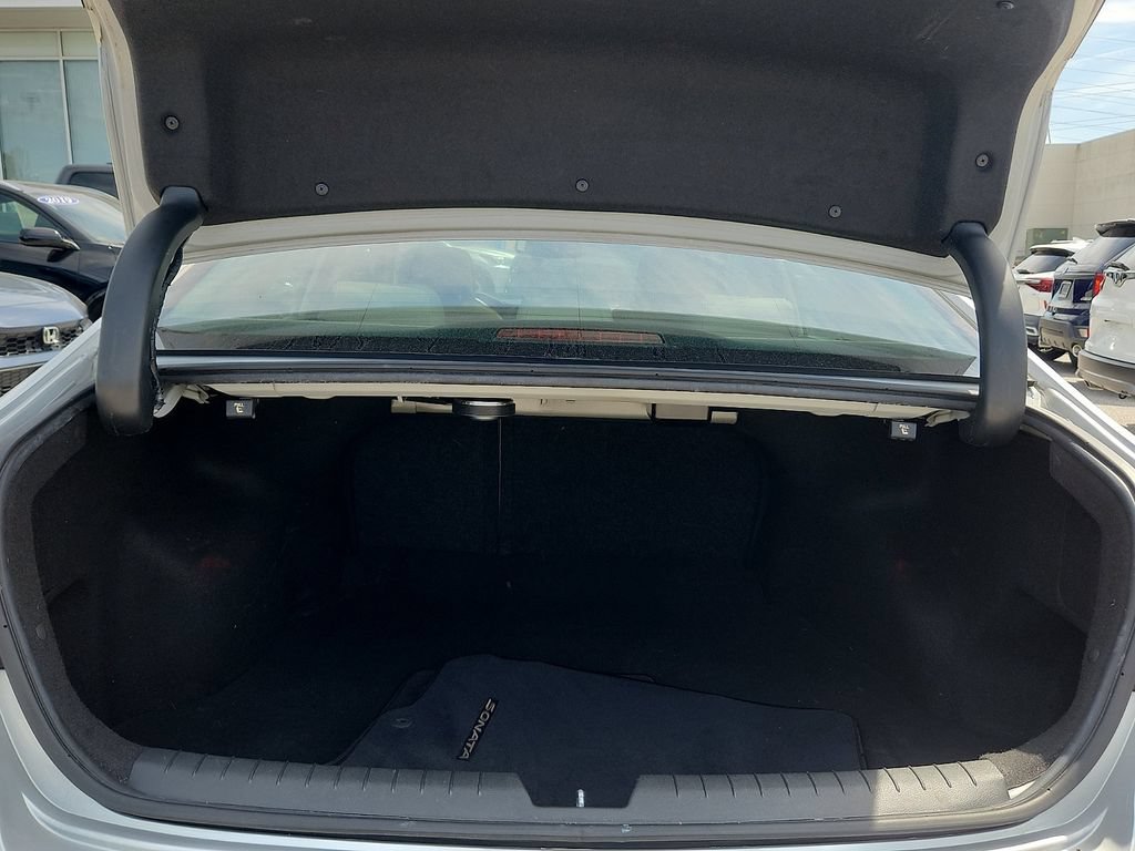 Used 2015 Hyundai Sonata Limited w/ Option Group 05 FWD image 24