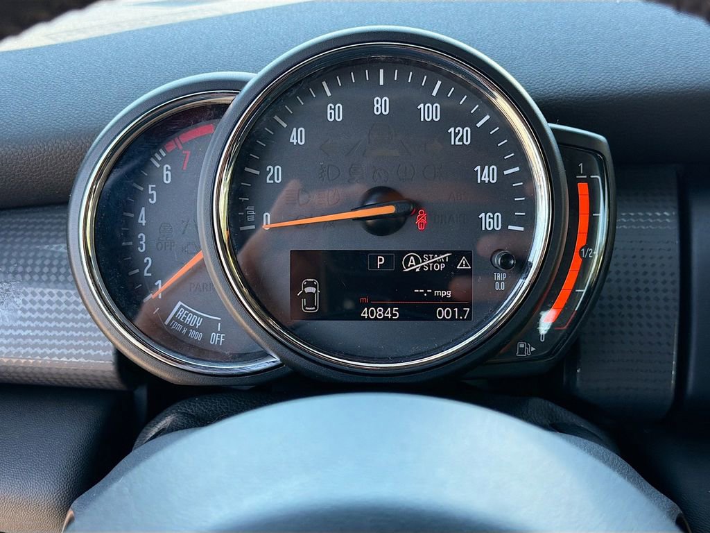 Used 2019 MINI Cooper Convertible w/ Signature Upholstery Package image 37