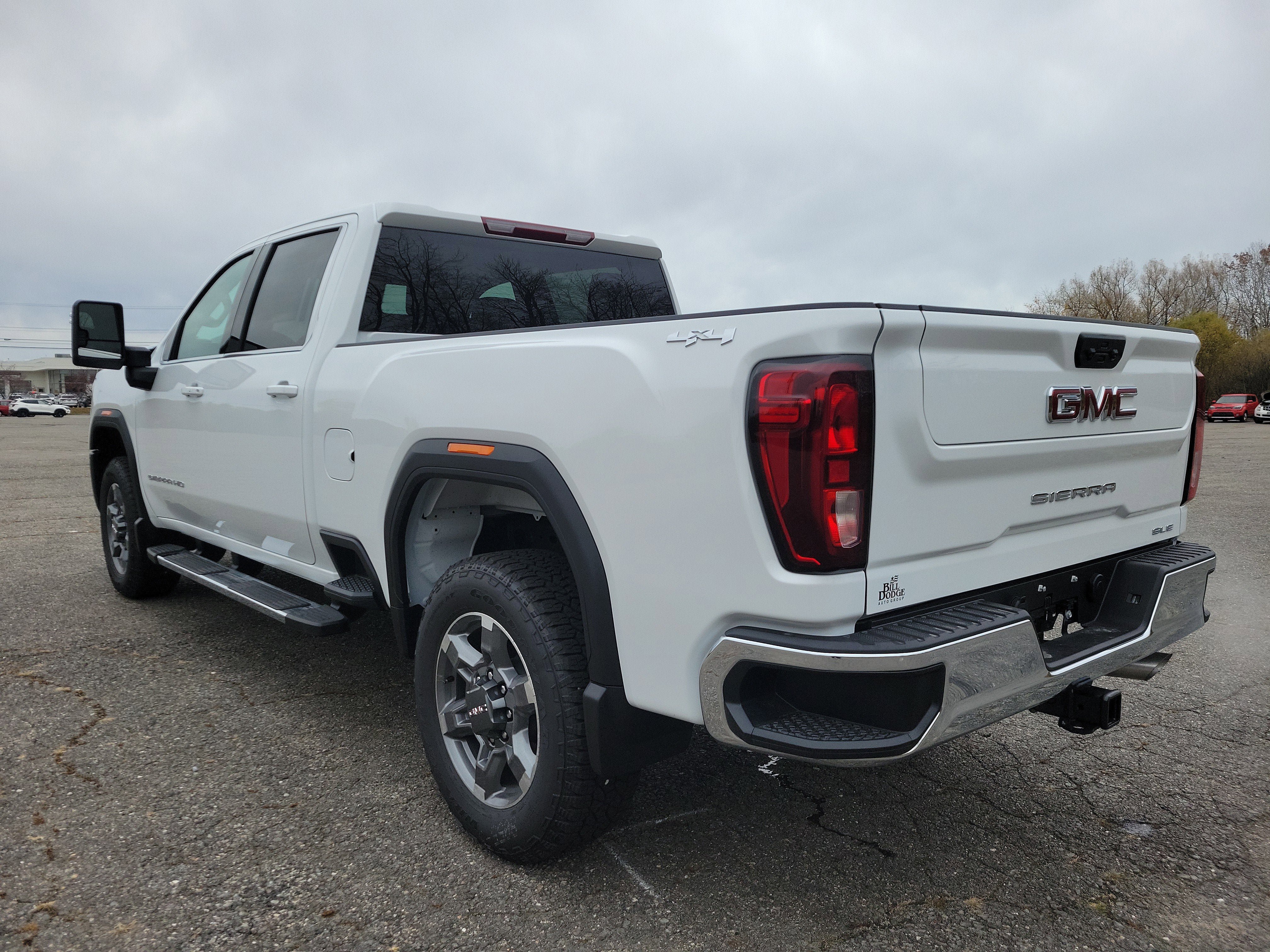 New 2026 GMC Sierra 2500 SLE w/ SLE Convenience Package AWD/4WD image 5
