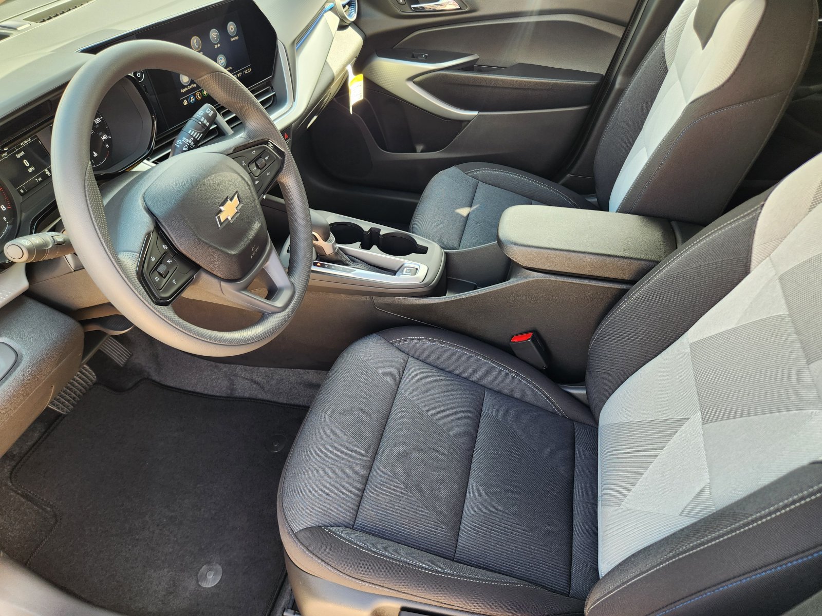 New 2026 Chevrolet Trax LS w/ Driver Confidence Package FWD image 12