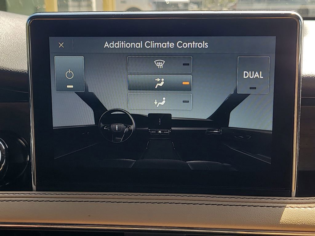 Certified 2022 Lincoln Corsair Reserve w/ Equipment Group 201A image 22