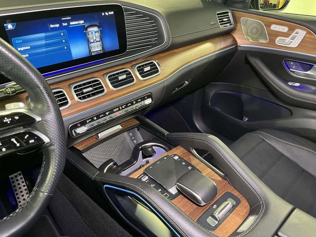 Used 2025 Mercedes-Benz GLS 450 4MATIC image 38