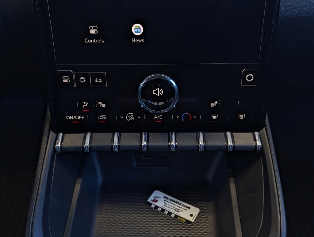 New 2026 GMC Terrain Elevation w/ LPO, Floor Liner Package image 23