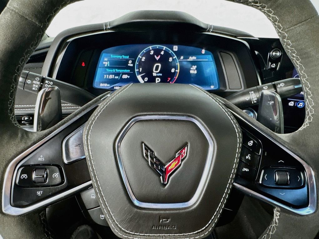Used 2023 Chevrolet Corvette Stingray Premium Cpe w/ Z51 Performance Package RWD image 16