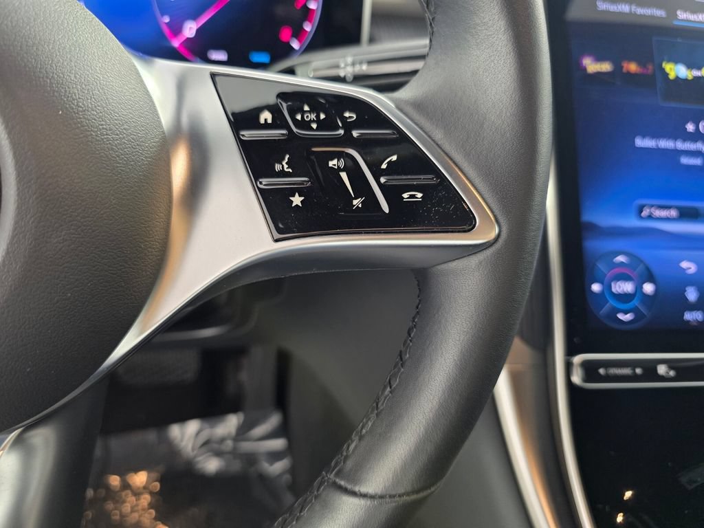 Certified 2025 Mercedes-Benz GLC 300 image 19