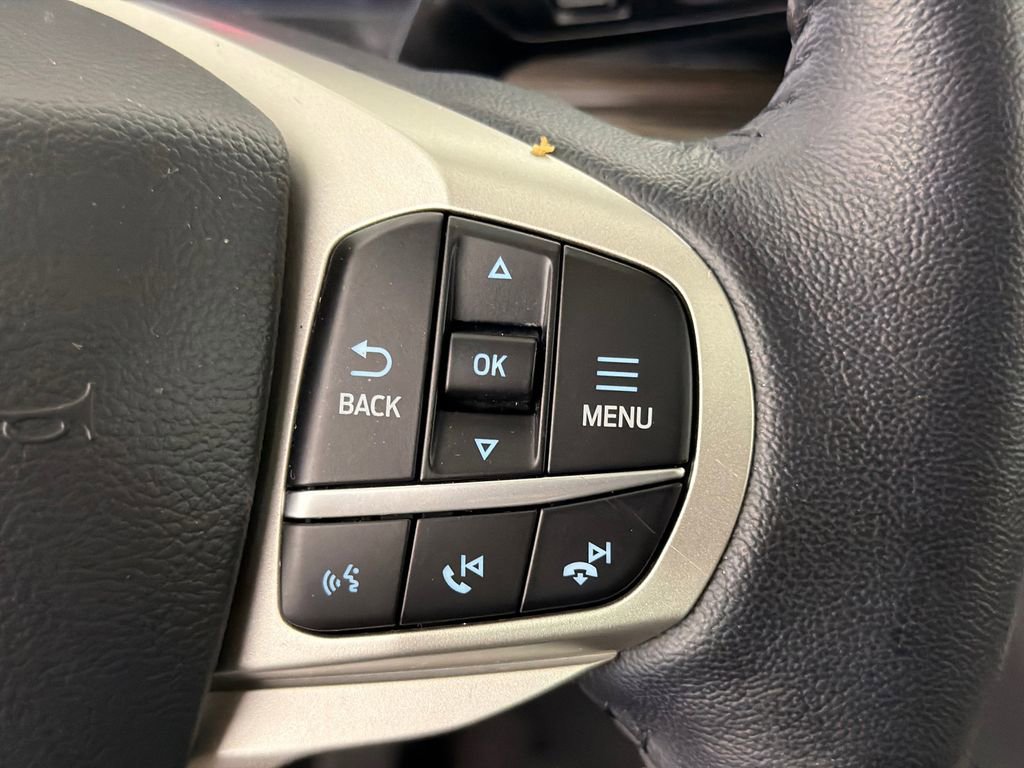 Used 2022 Ford Explorer Limited w/ Equipment Group 301A RWD image 28