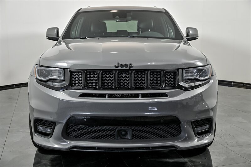 Used 2019 Jeep Grand Cherokee SRT AWD/4WD image 4