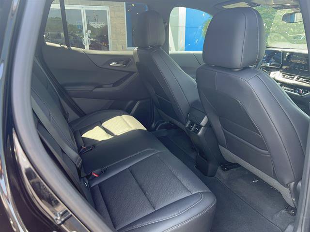 Used 2026 Chevrolet Equinox LT w/ Convenience Package II AWD/4WD image 14