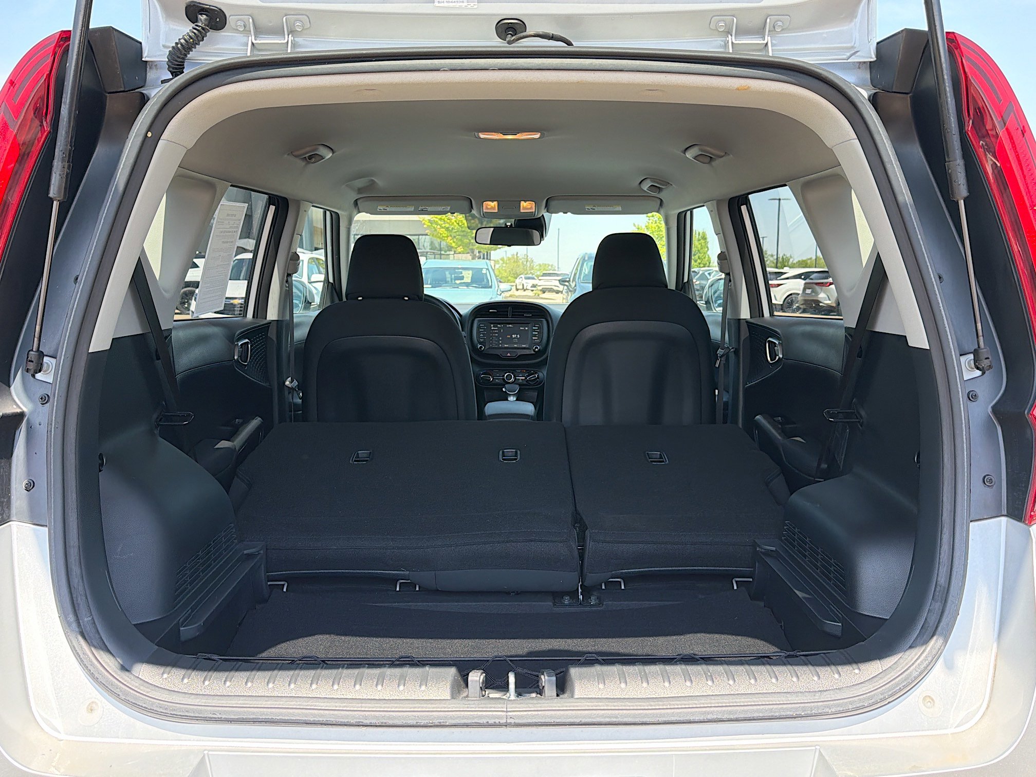 Used 2021 Kia Soul S FWD image 7