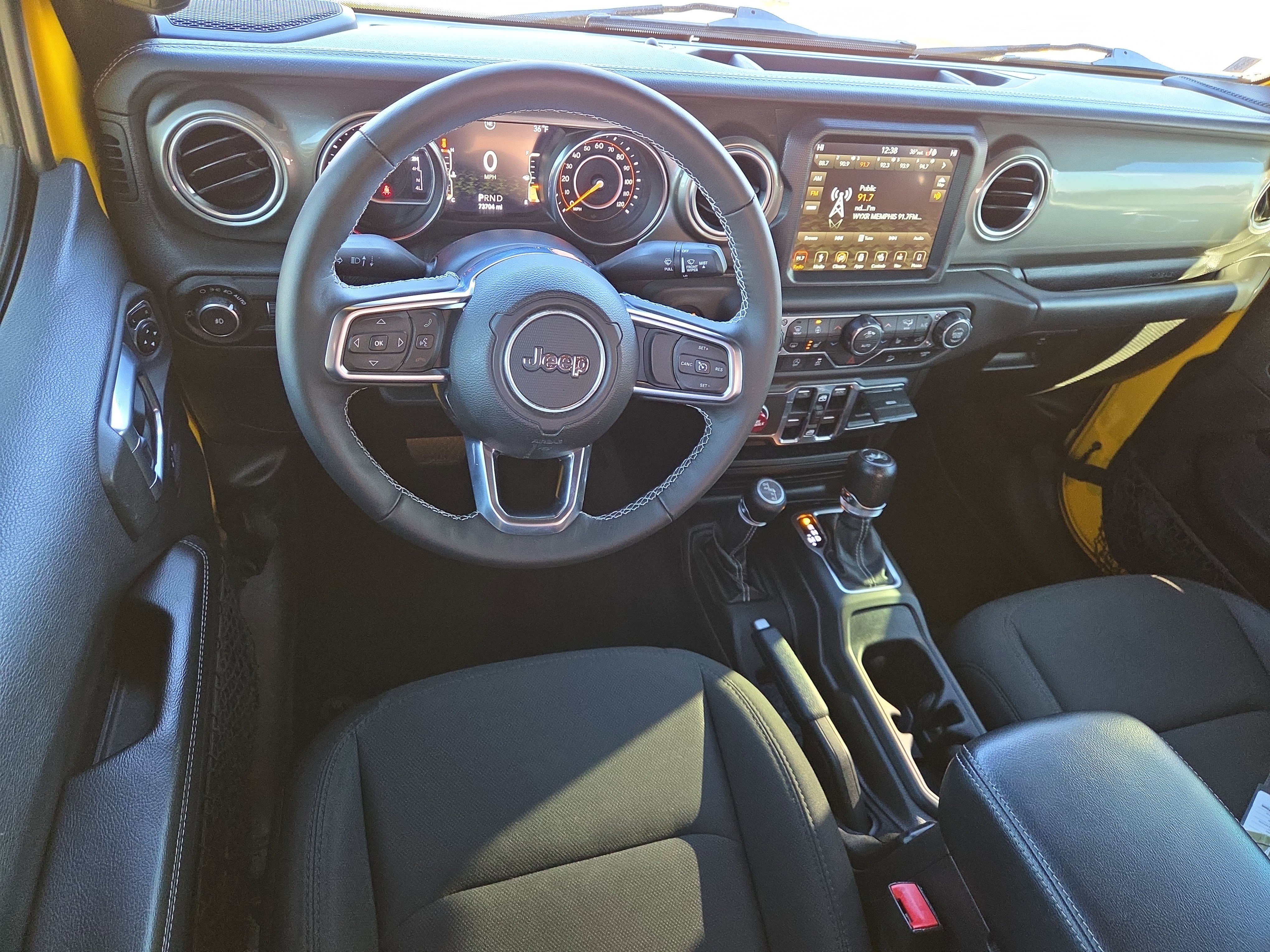 Used 2018 Jeep Wrangler Unlimited Sahara image 7