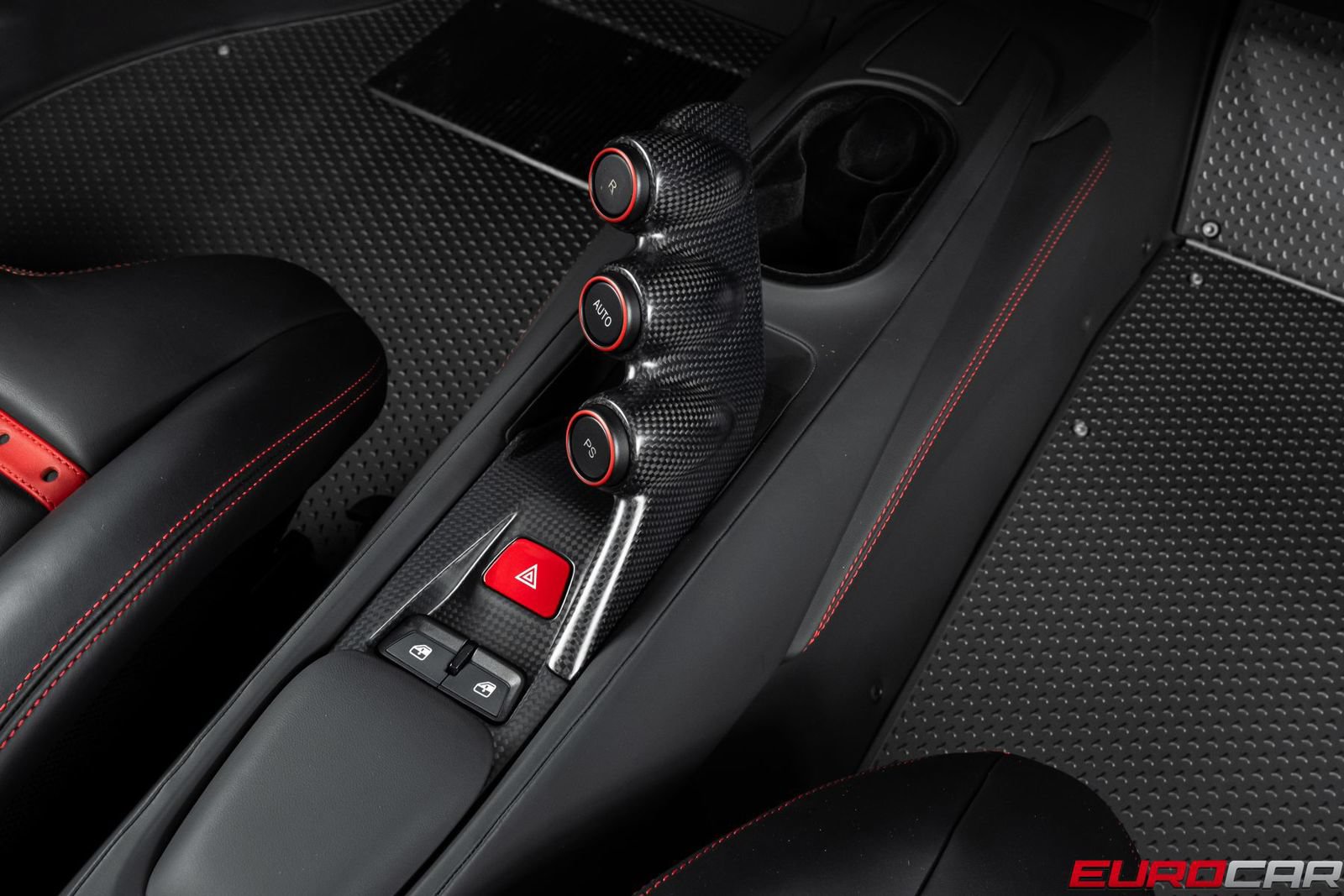 Used 2019 Ferrari 488 Pista Coupe RWD image 37