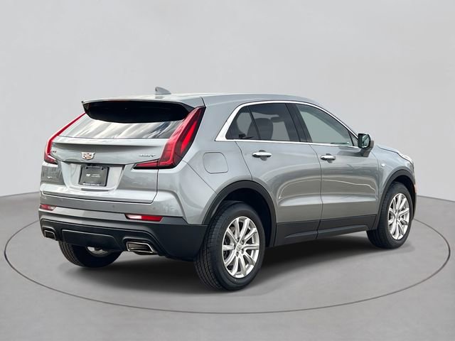 Certified 2023 Cadillac XT4 Luxury w/ Cold Weather Package image 5