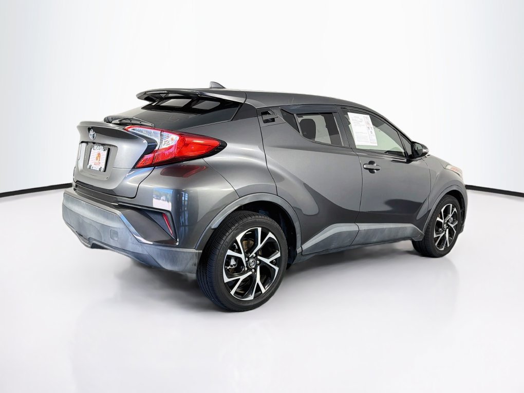 Used 2018 Toyota C-HR XLE FWD image 10