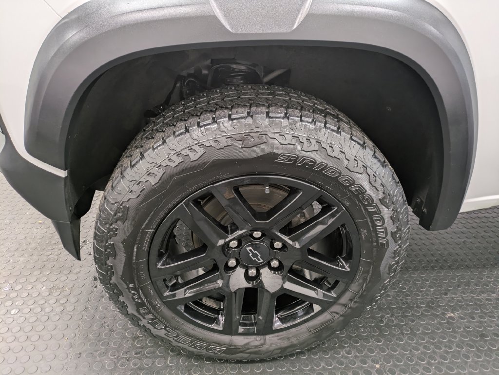 Certified 2024 Chevrolet Colorado Trail Boss w/ Advanced Trailering Package AWD/4WD image 7