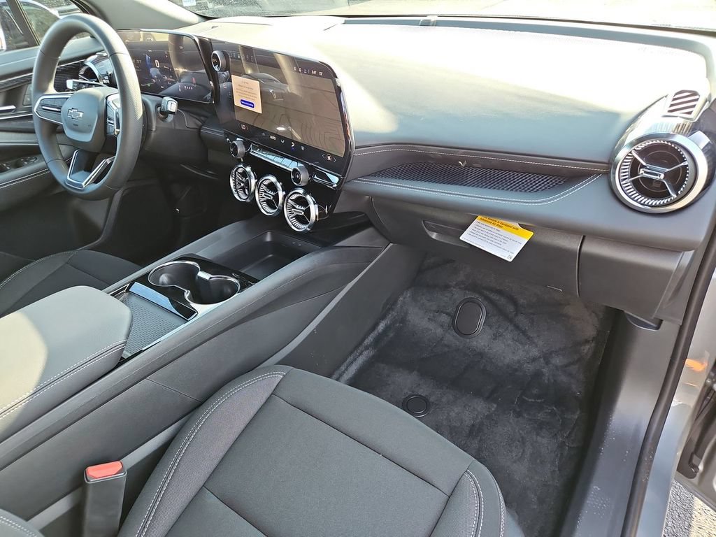 New 2026 Chevrolet Blazer EV LT w/ Midnight/Sport Edition FWD image 19