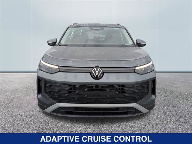 New 2025 Volkswagen Tiguan SE AWD/4WD image 8