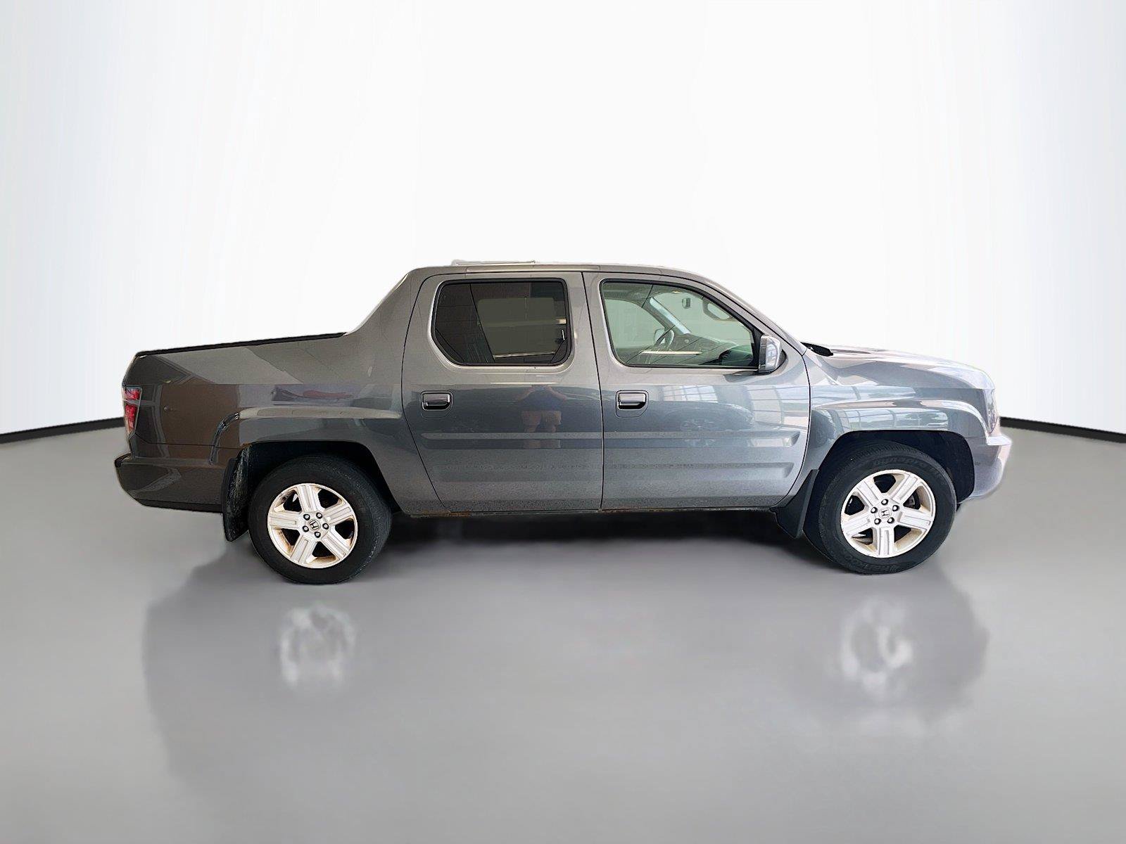 Used 2014 Honda Ridgeline RTL image 16