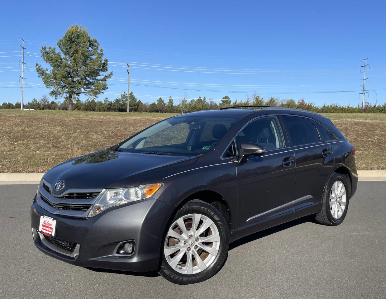 Used 2015 Toyota Venza LE video 1