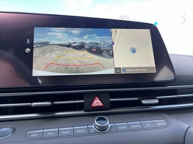 Used 2025 Hyundai Elantra Sport image 23