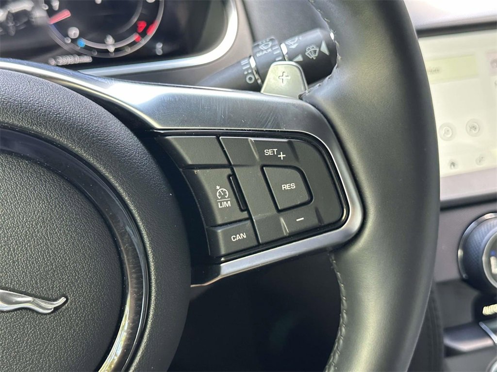 Used 2023 Jaguar F-TYPE Coupe image 22