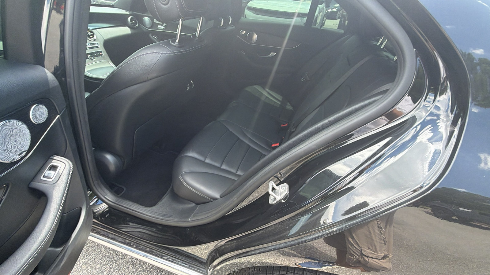 Used 2021 Mercedes-Benz C 300 4MATIC Sedan w/ Premium Package image 23