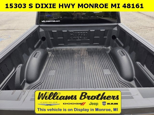 Used 2023 Ford F150 XLT image 5