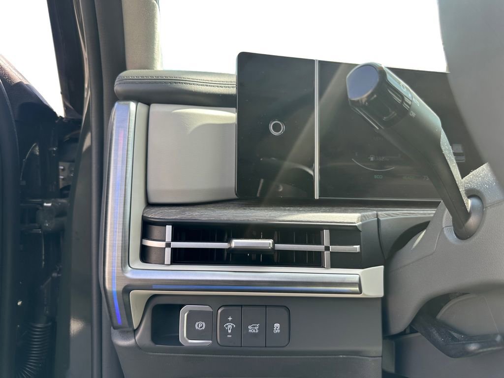 Used 2026 Hyundai Santa Fe Calligraphy image 13