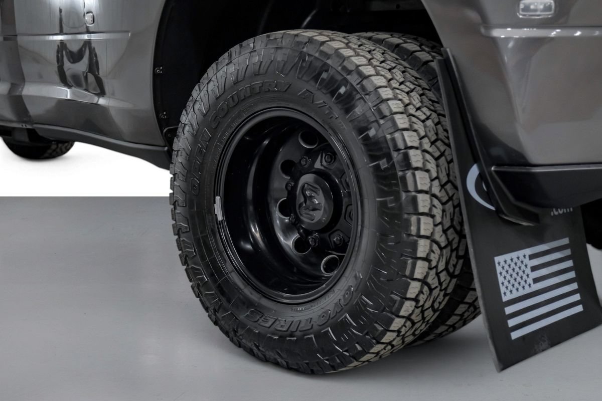 Used 2026 RAM 3500 Laramie w/ Night Edition AWD/4WD image 64