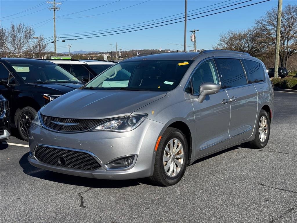 Used 2018 Chrysler Pacifica Touring-L Plus w/ Advanced Safetytec Group image 7