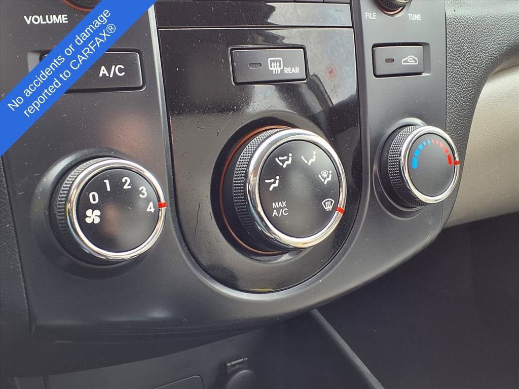 Used 2011 Kia Forte EX FWD image 25