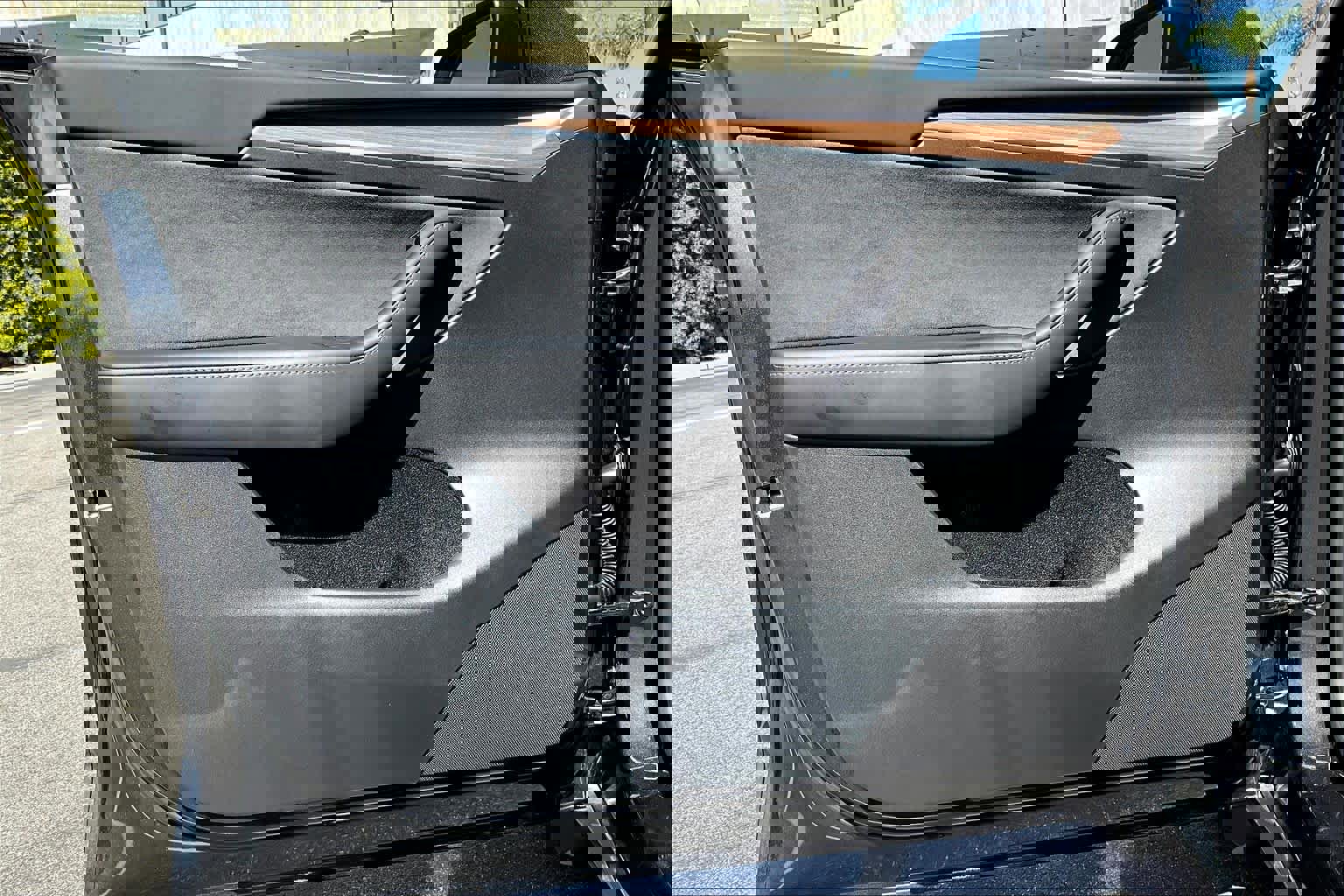 Used 2024 Tesla Model Y Long Range image 20